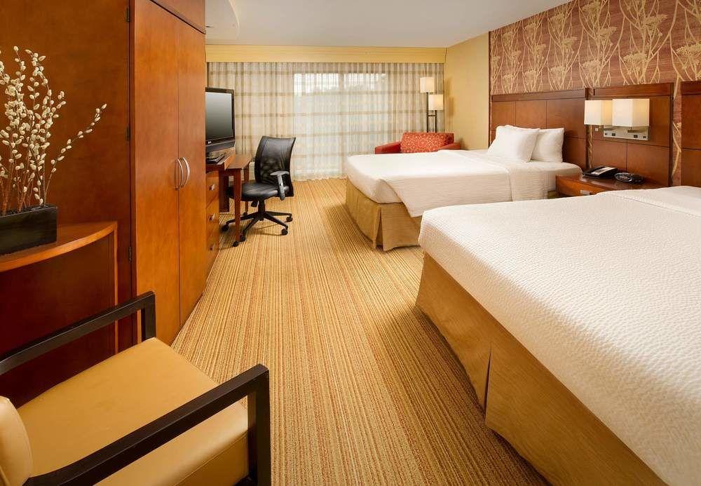 คอร์ทยาร์ด วอลดอร์ฟ Hotel ภายนอก รูปภาพ