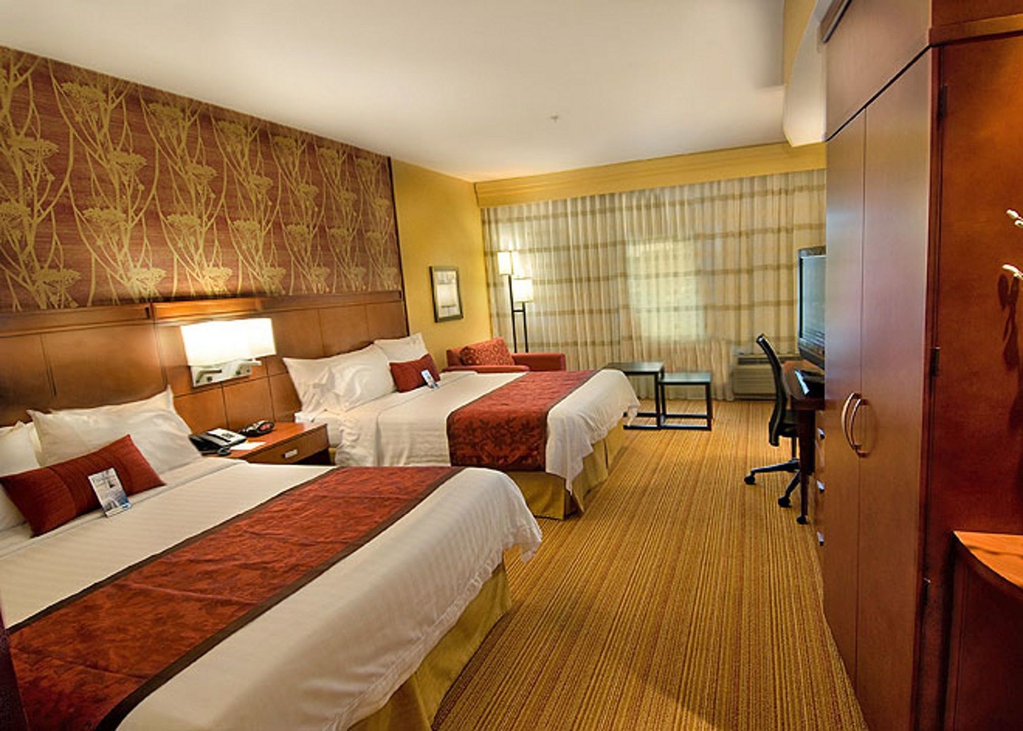 คอร์ทยาร์ด วอลดอร์ฟ Hotel ภายนอก รูปภาพ