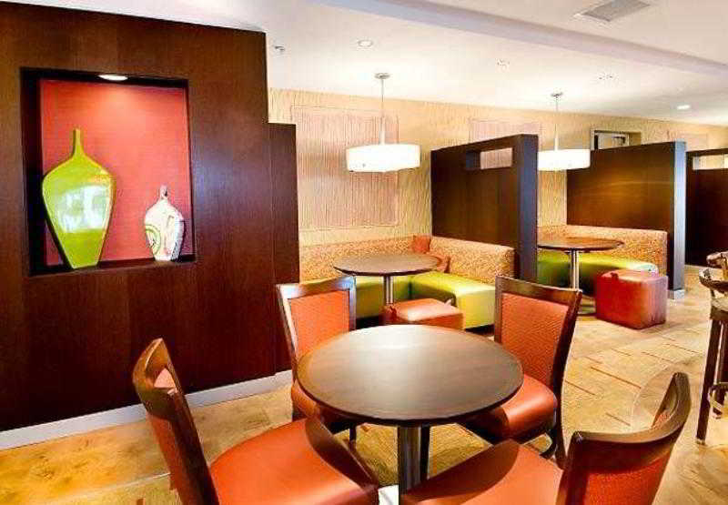 คอร์ทยาร์ด วอลดอร์ฟ Hotel ภายนอก รูปภาพ