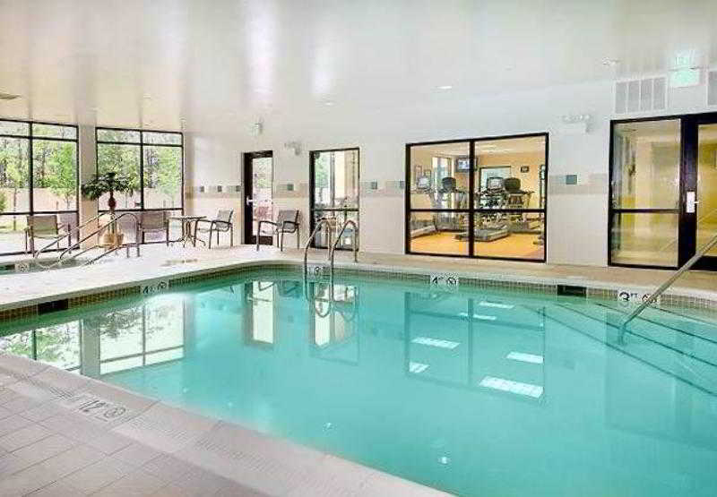 คอร์ทยาร์ด วอลดอร์ฟ Hotel ภายนอก รูปภาพ